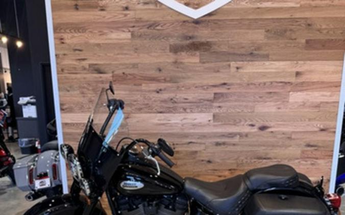 2024 Harley-Davidson Softail FLHCS - Heritage Classic