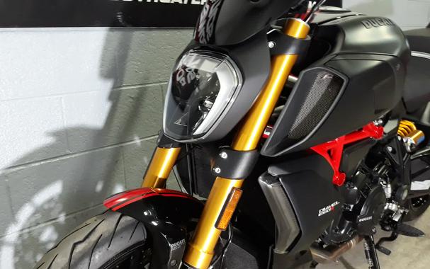 2020 XDIAVEL S - Ducati