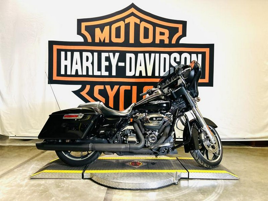 2020 Harley-Davidson® FLHX - Street Glide®