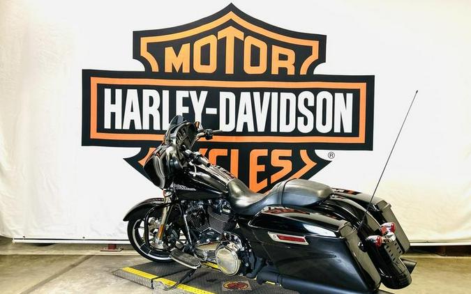 2020 Harley-Davidson® FLHX - Street Glide®