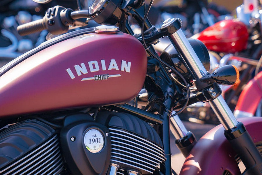 2023 Indian Motorcycle® Chief® ABS Maroon Metallic Smoke