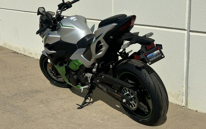 2024 Kawasaki Z7 Hybrid ABS