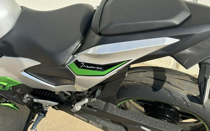 2024 Kawasaki Z7 Hybrid ABS