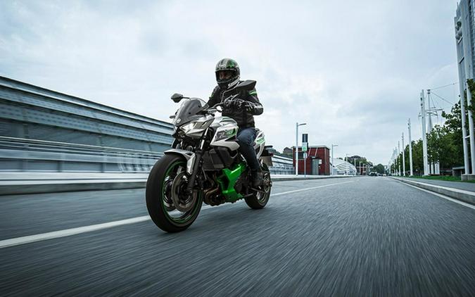 2024 Kawasaki Z7 Hybrid ABS