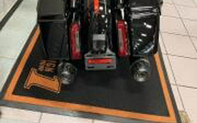 2026 Harley-Davidson® CVO Road Glide ST Citrus Heat Re-Entry