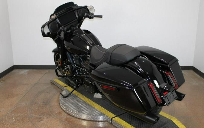 Harley-Davidson Street Glide® 2024 FLHX 84439766 VIVID BLACK