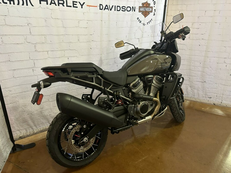 2023 Harley-Davidson Pan America™ 1250 Special RA1250S Gray Haze