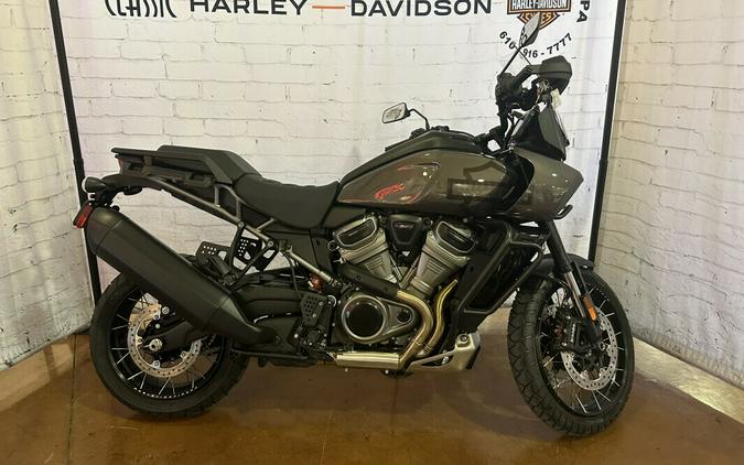 2023 Harley-Davidson Pan America™ 1250 Special RA1250S Gray Haze