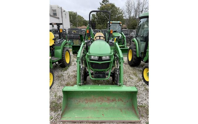2017 John Deere 2032R