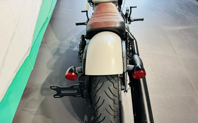 2023 Indian Motorcycle® Scout® Bobber ABS Silver Quartz Smoke