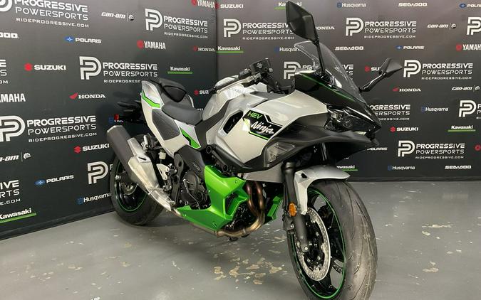 2024 Kawasaki Ninja 7 Hybrid First Look [12 Fast Facts; 40 Pics]