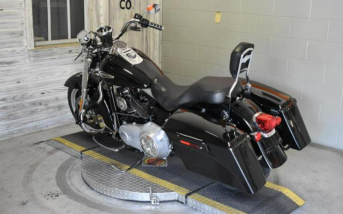 2015 Harley-Davidson® FLD - Dyna® Switchback™