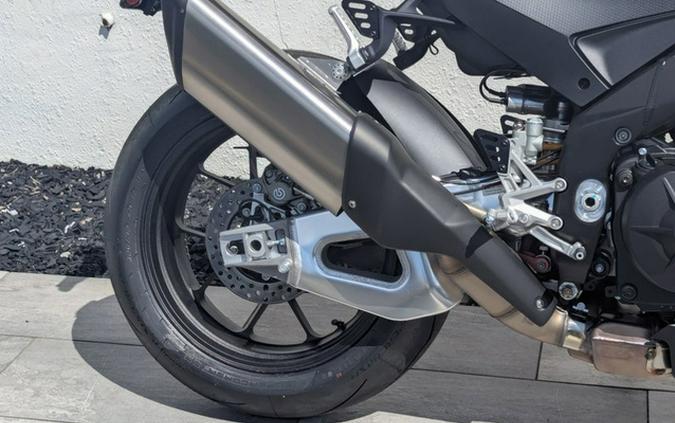 2026 Aprilia RSV4 Factory