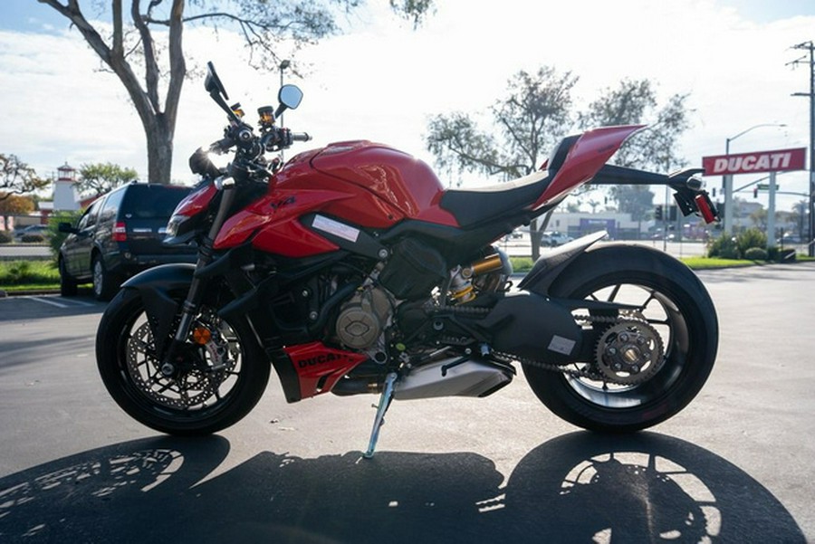 2024 Ducati Streetfighter V4 Red V4