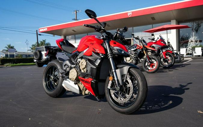 2024 Ducati Streetfighter V4 Red V4