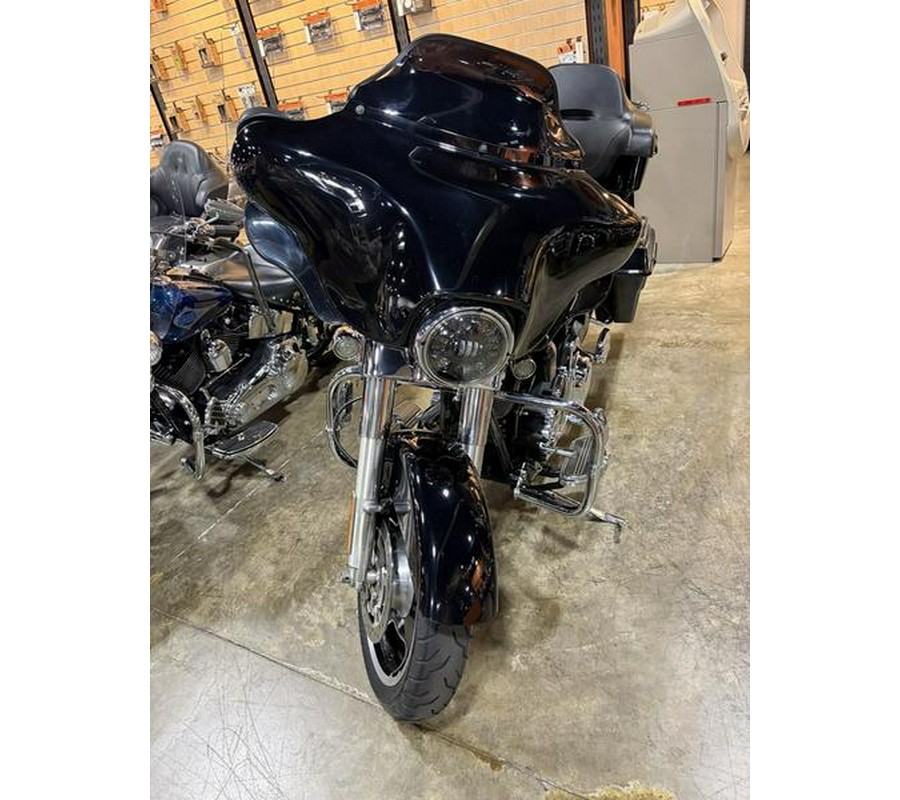 2010 Harley-Davidson® FLHX - Street Glide®