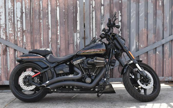 2016 Harley-Davidson® CVO™ Pro Street Breakout® FXSE