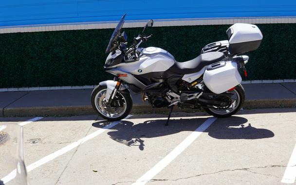 2020 F 900 XR