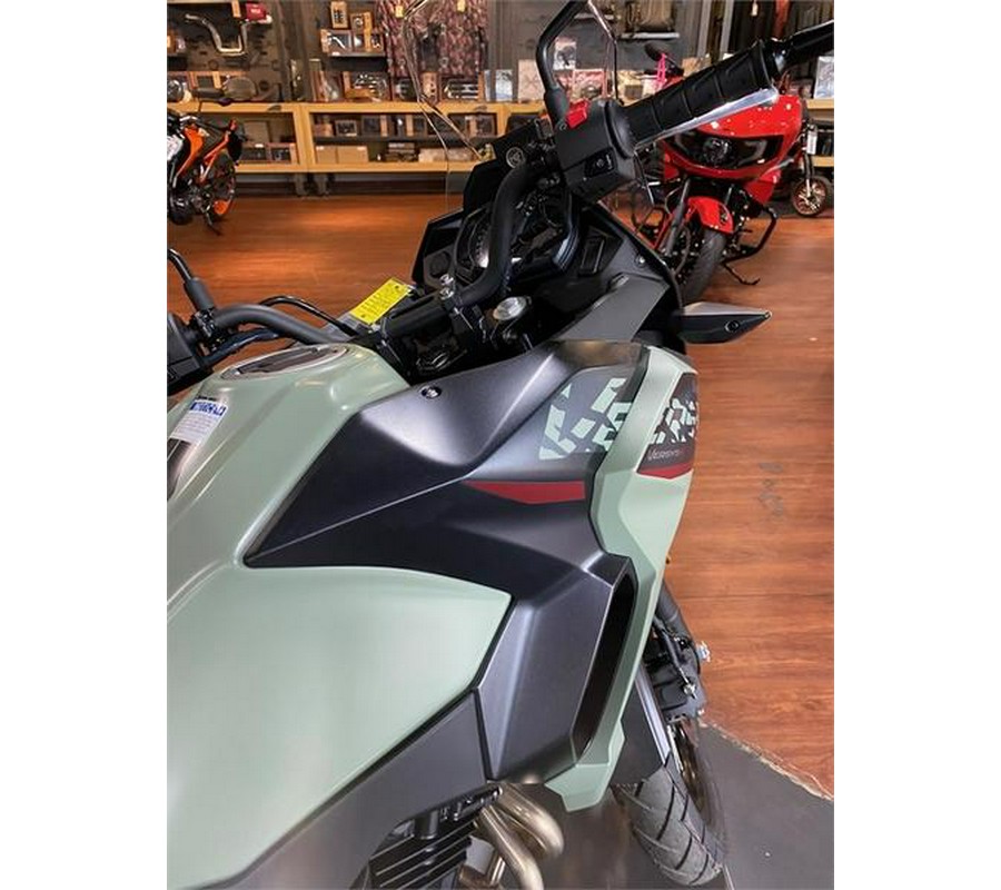 2023 Kawasaki Versys®-X 300 ABS