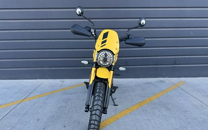 2026 Triumph Scrambler 400 XC Racing Yellow