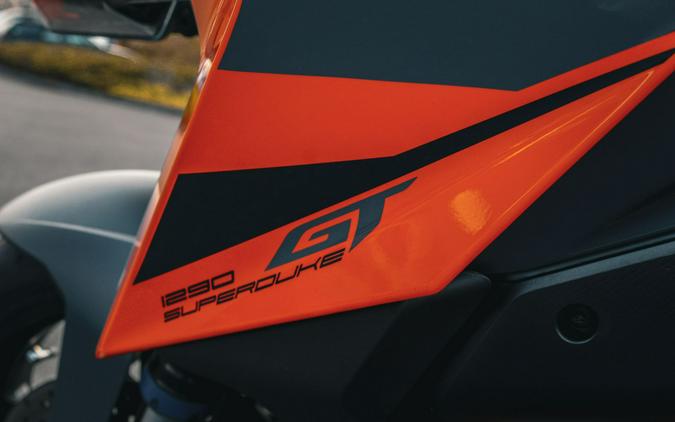 2023 KTM 1290 Super Duke GT