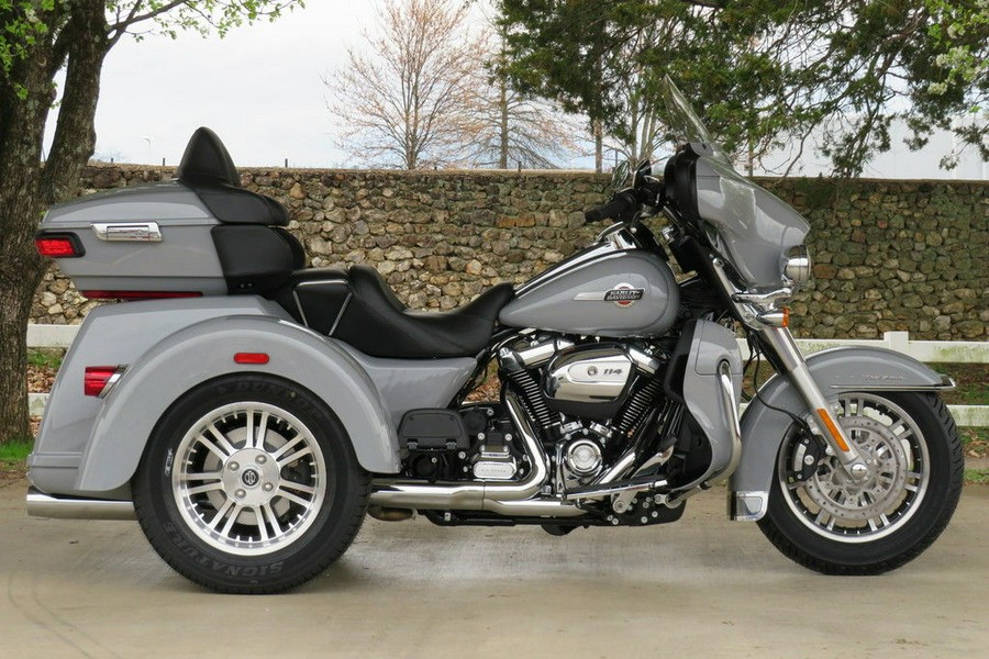 2024 Harley-Davidson® FLHTCUTG - Tri Glide® Ultra