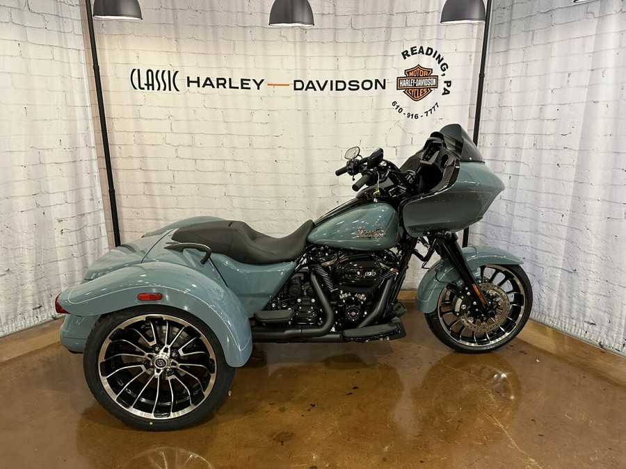 2023 Harley-Davidson® Road Glide® 3 FLTRT Sharkskin Blue