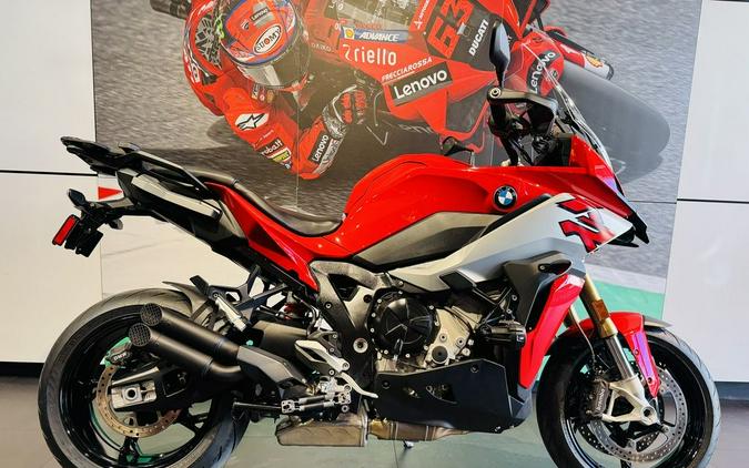 2021 BMW S 1000 XR Racing Red