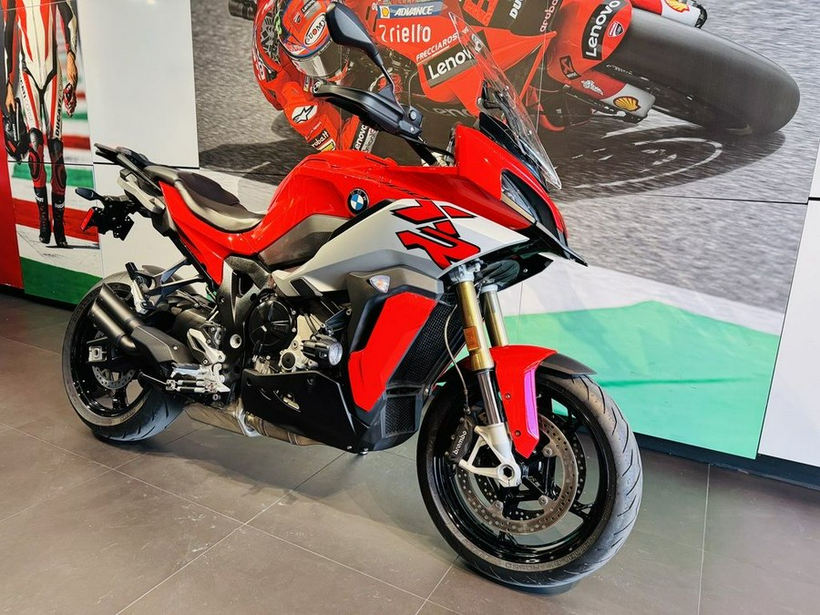 2021 BMW S 1000 XR Racing Red