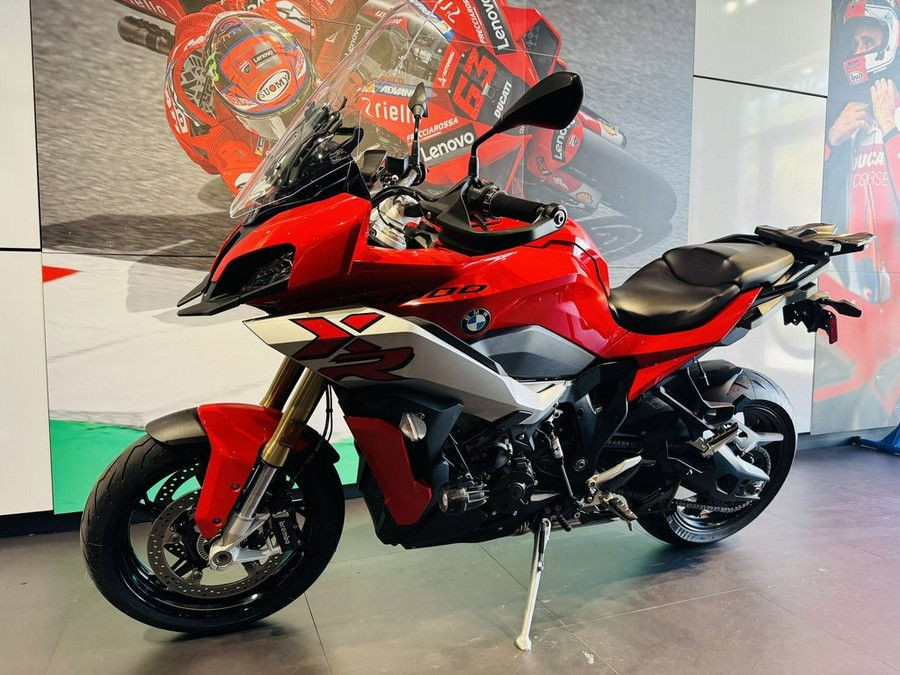 2021 BMW S 1000 XR Racing Red