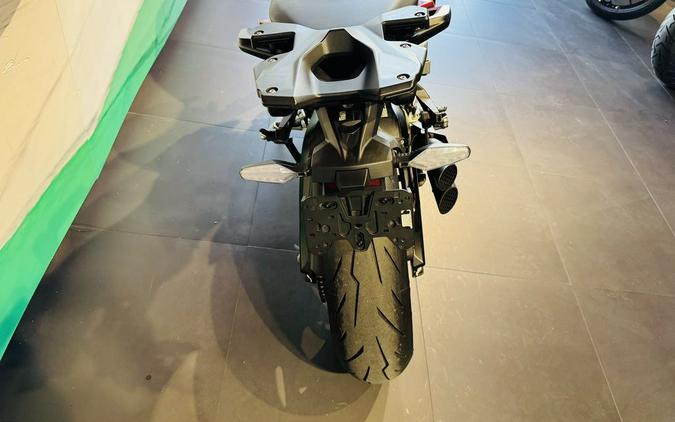 2021 BMW S 1000 XR Racing Red