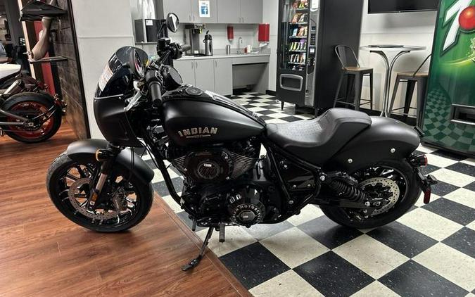 2024 Indian Motorcycle® Sport Chief Black Smoke