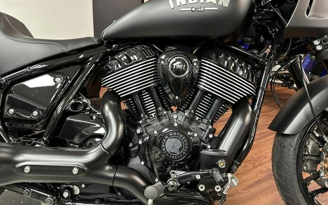 2024 Indian Motorcycle® Sport Chief Black Smoke