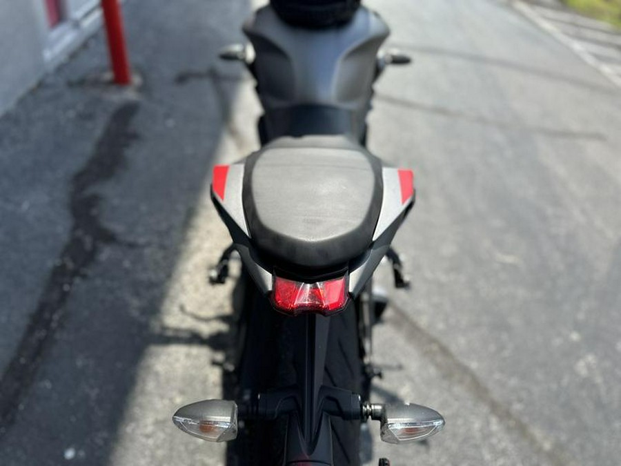 2021 Triumph Street Triple R Low Matte Silver Ice