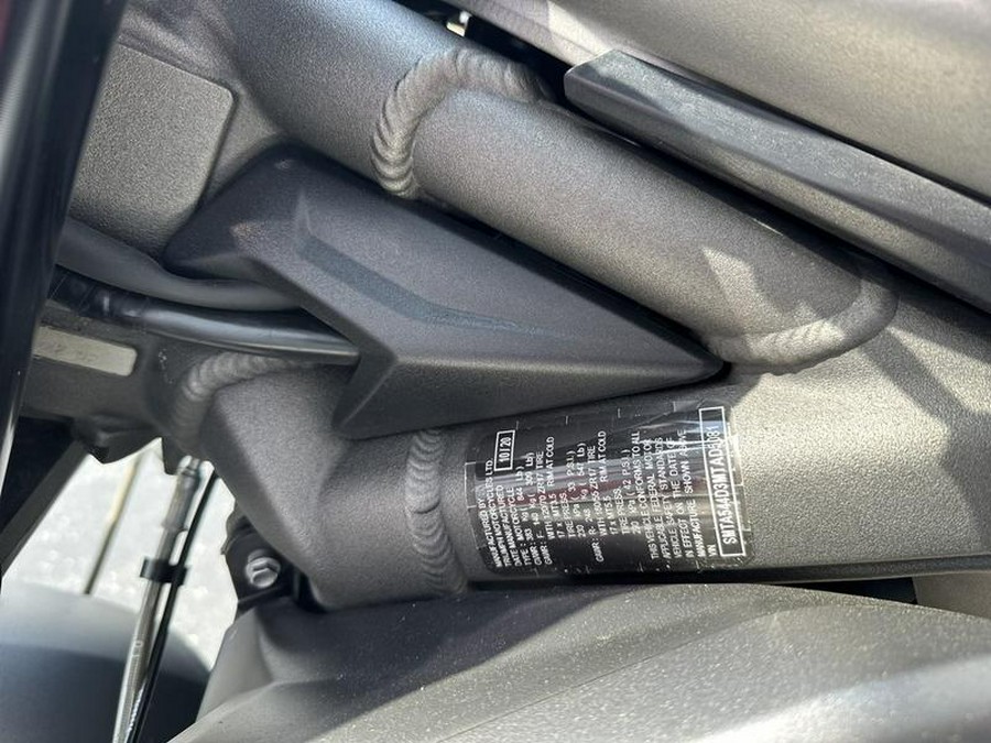 2021 Triumph Street Triple R Low Matte Silver Ice