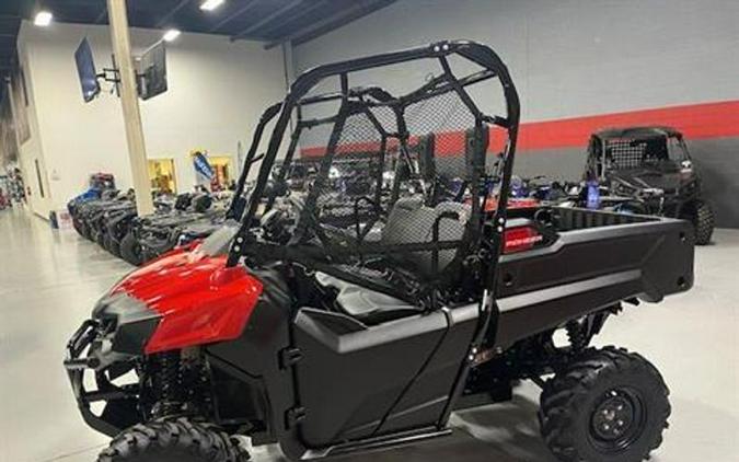 New 2026 HONDA- UTV PIONEER 700 - 100216