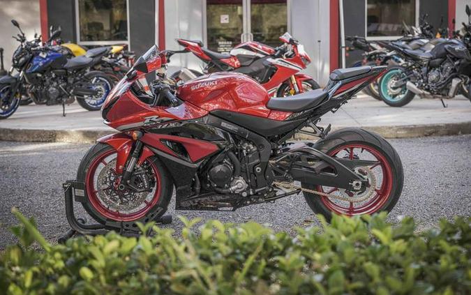 2025 Suzuki GSX-R1000