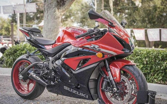 2025 Suzuki GSX-R1000