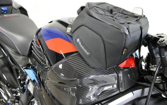 2024 BMW M 1000 R
