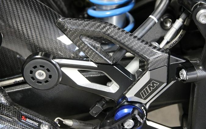 2024 BMW M 1000 R