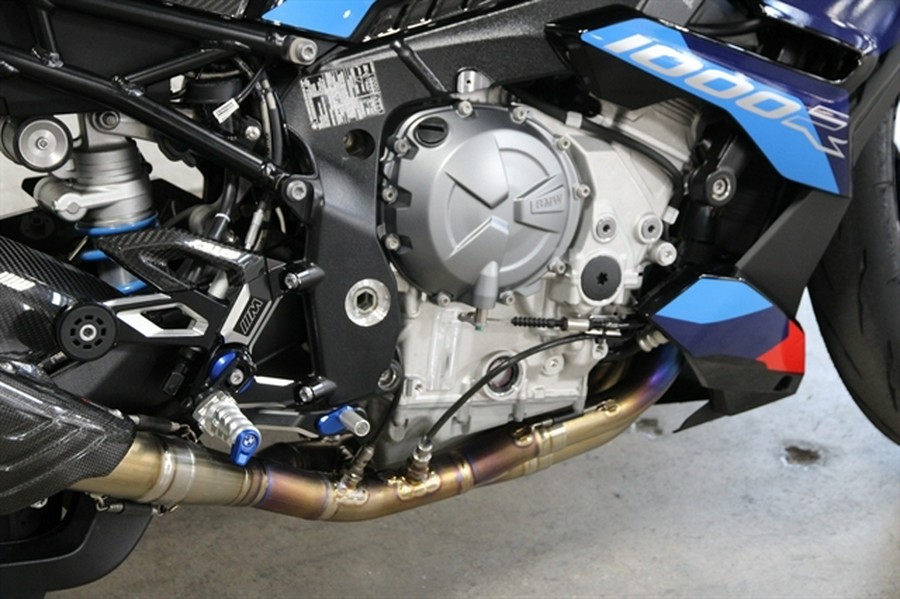 2024 BMW M 1000 R