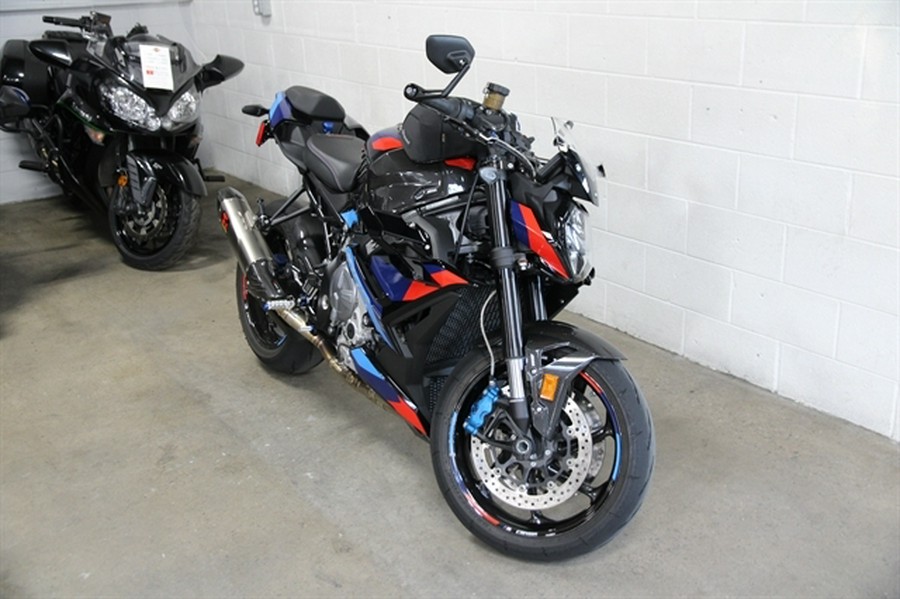 2024 BMW M 1000 R