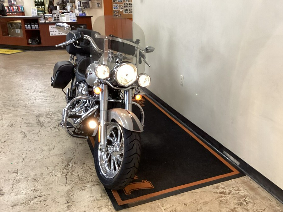 2007 Harley-Davidson Fat Boy® Pewter Pearl FLSTF