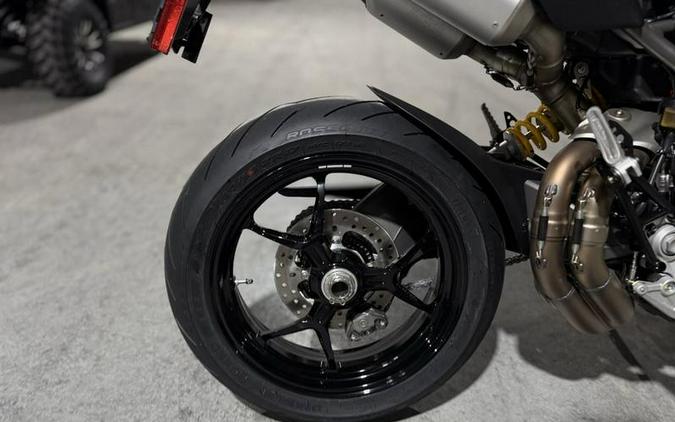 2025 Ducati Hypermotard 950 Ducati Red