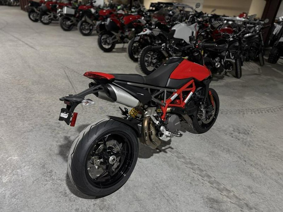 2025 Ducati Hypermotard 950 Ducati Red