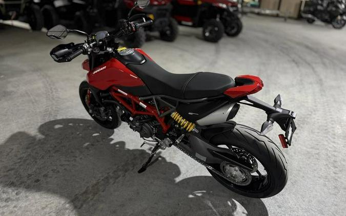 2025 Ducati Hypermotard 950 Ducati Red
