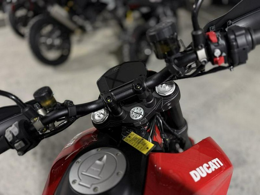 2025 Ducati Hypermotard 950 Ducati Red