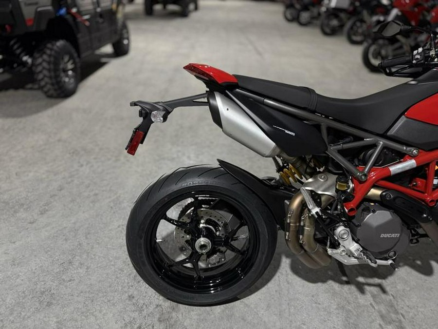 2025 Ducati Hypermotard 950 Ducati Red