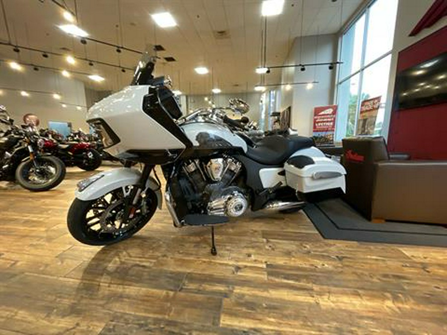 2025 Indian Motorcycle Challenger® Limited 112 with PowerBand Audio Package