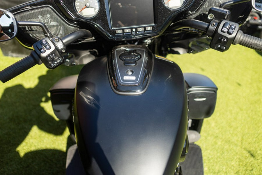 2025 Indian ROADMASTER POWERPLUS DRK HORSE 112 RA, 49ST Dark Horse